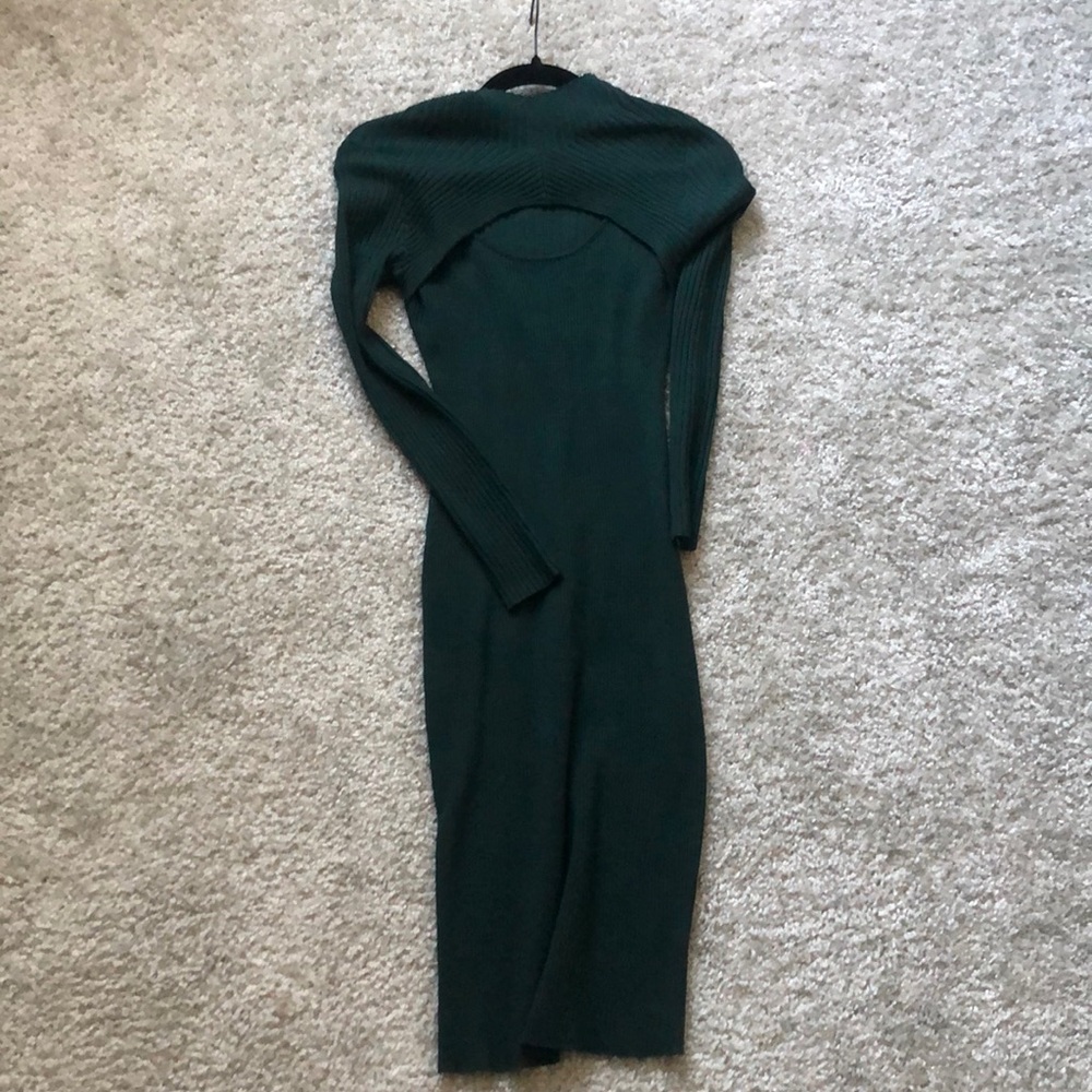 Forster green long sleeve dress with cut out